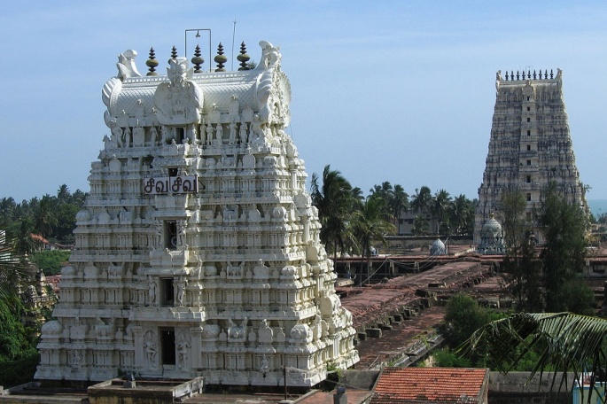 1280px-Rameswaram_temple_(11)